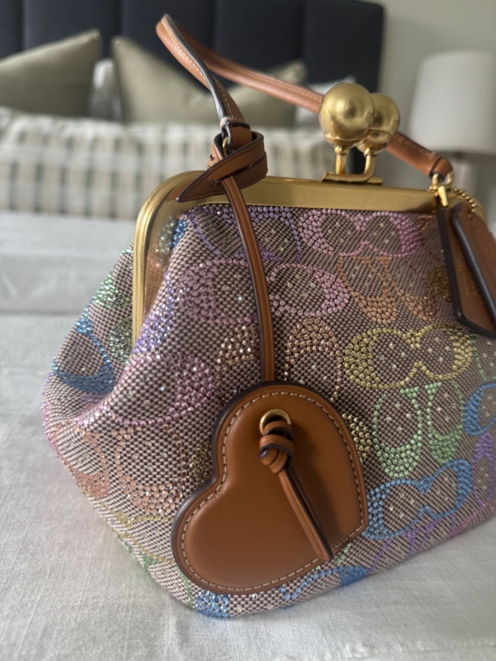Coach Small Crystal Signature Rainbow Candy Kisslock 16 Bag - No tags - Picture 10 of 12